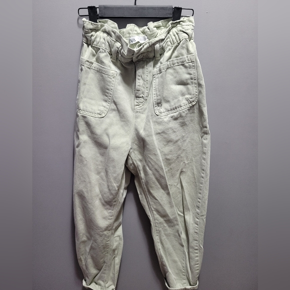 Zara Paper Bag Waist Green Jeans. Size 4 - Picture 1 of 4